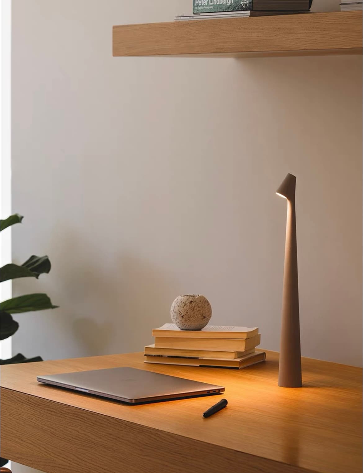 Настольная лампа Vibia AF