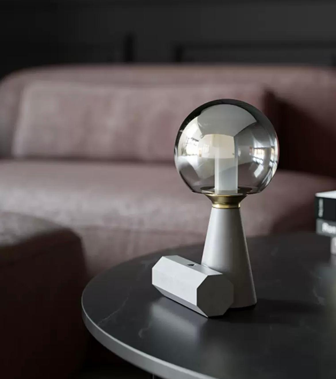 Настольная лампа LAZARUS 