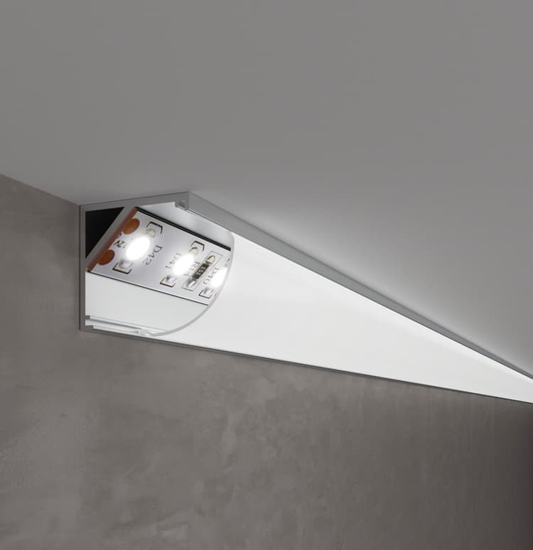 Угловой алюминиевый профиль для светодиодной ленты