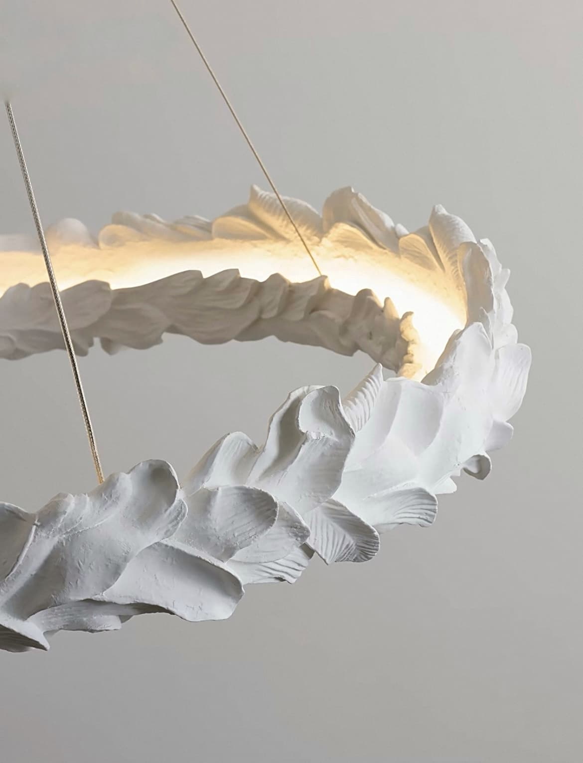 Кольцевые люстры и светильники ERENGILS