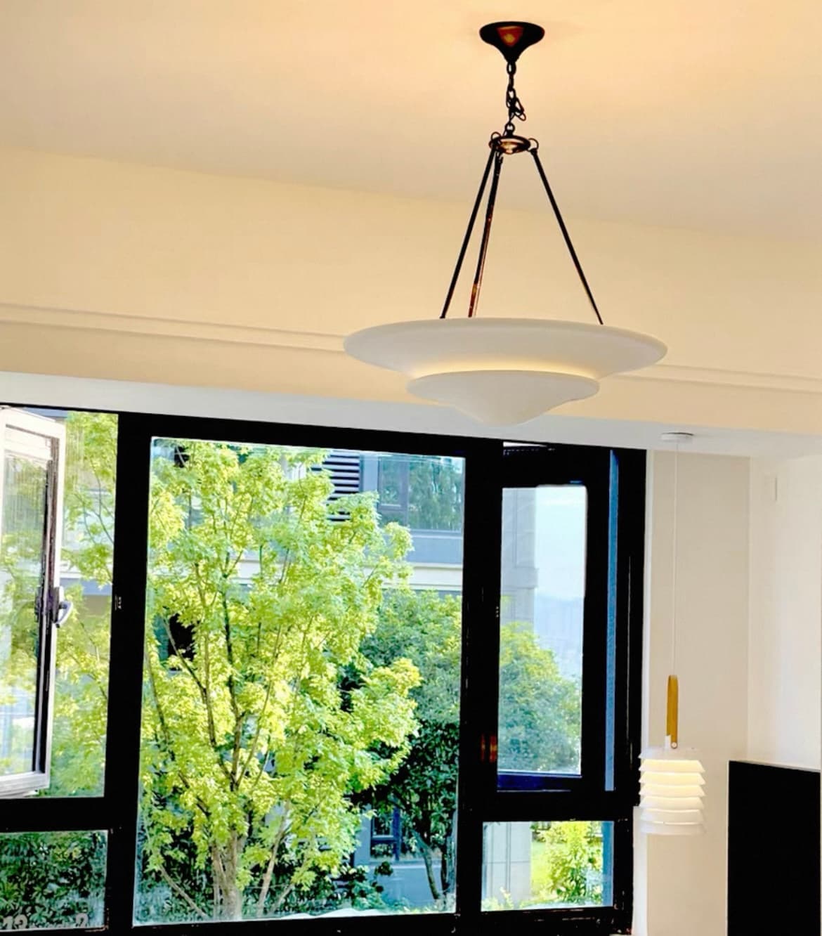 Люстра HALFDAN