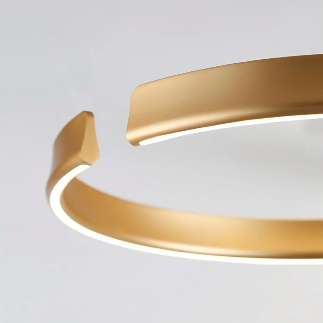 Кольцевая люстра VEIKKO ONE